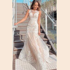 Pink White Lace Tulle Fit and Flare Court Train Wedding Dress Sz 20